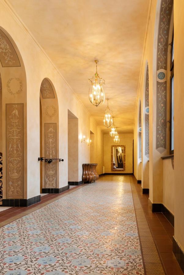Boutique Hotel Gaia ケチケメート エクステリア 写真