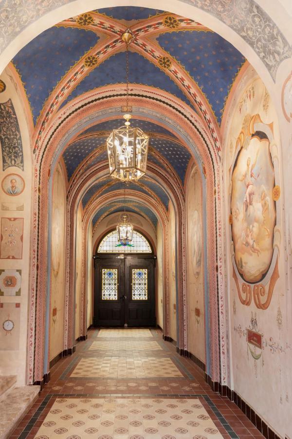 Boutique Hotel Gaia ケチケメート エクステリア 写真